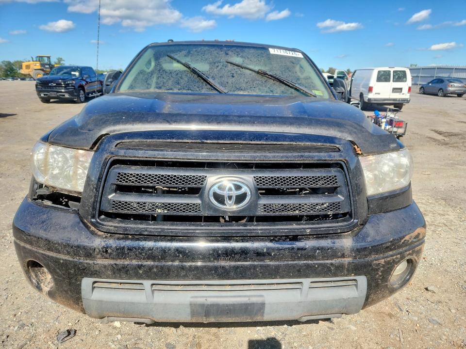 Продаж на аукціоні авто 2011 Toyota Tundra, vin: 5TFUY5F12BX198095, номер лоту: 71718726