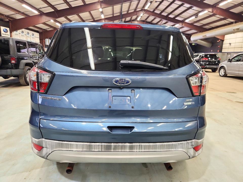 73148666 :رقم المزاد ، 1FMCU9GD4JUA58214 vin ، 2018 Ford Escape مزاد بيع