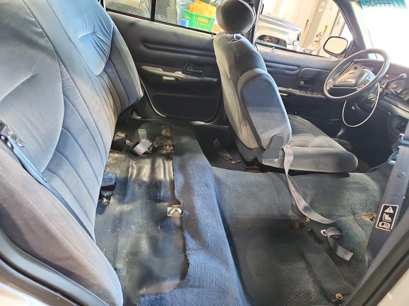 71444456 :رقم المزاد ، 2FAFP71W1XX116004 vin ، 1999 Ford Crown Victoria مزاد بيع
