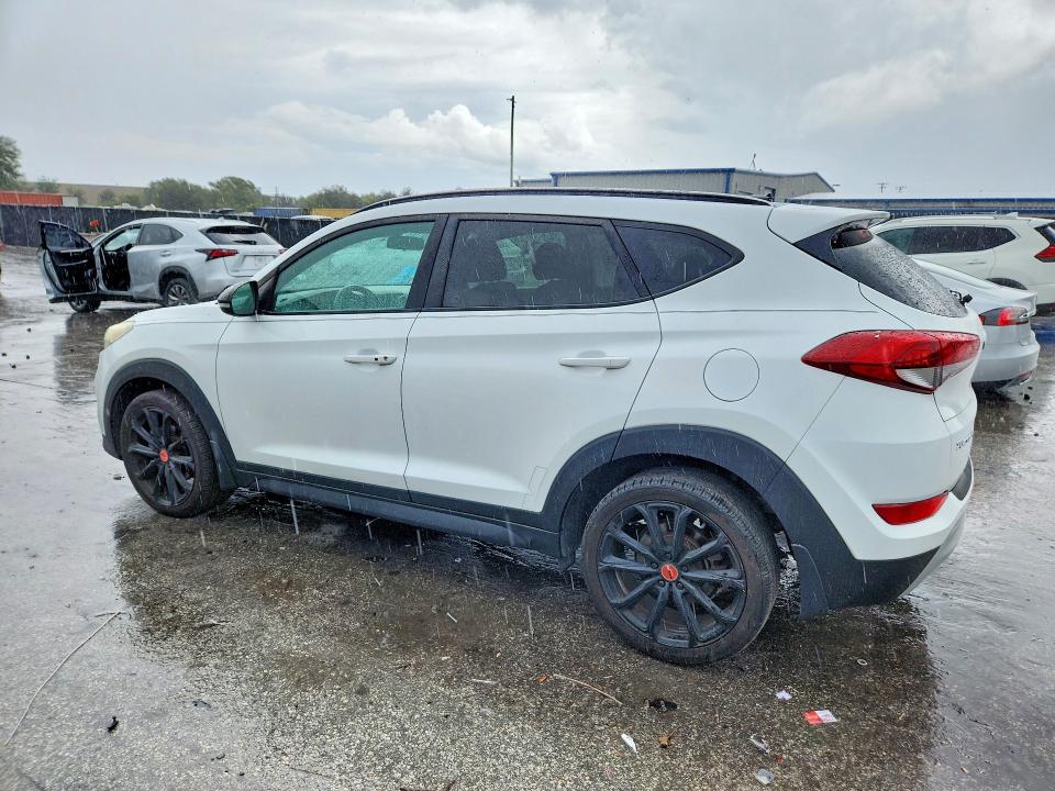Продажа на аукционе авто 2017 Hyundai Tucson, vin: KM8J33A25HU533085, номер лота: 71446156