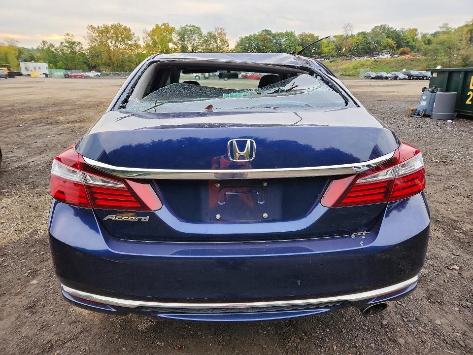 2017 Honda Accord მანქანა იყიდება აუქციონზე, vin: 1HGCR2F31HA249429, აუქციონის ნომერი: 71210586