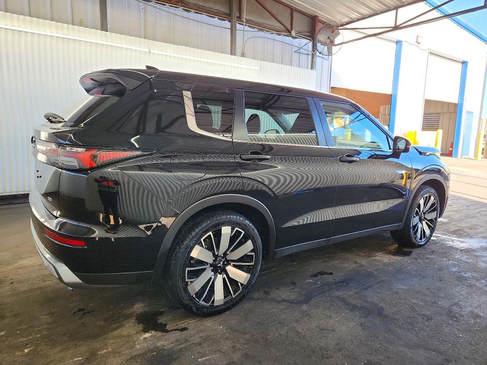 Aukcja sprzedaży 2025 Mitsubishi Outlander, vin: JA4J4VA83SZ043105, numer aukcji: 73993006