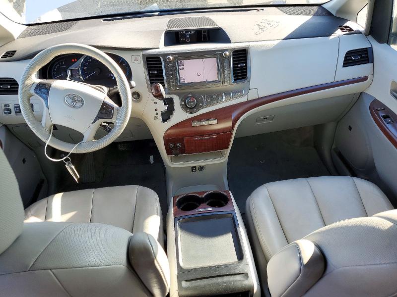 2011 Toyota Sienna მანქანა იყიდება აუქციონზე, vin: 5TDYK3DC5BS114899, აუქციონის ნომერი: 72773316