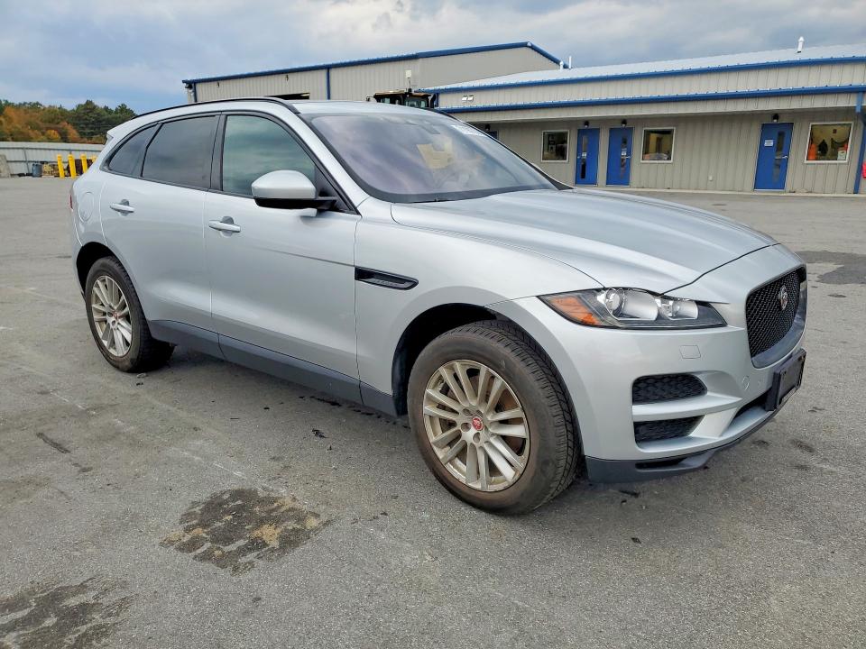 Продажа на аукционе авто 2017 Jaguar F-pace, vin: SADCK2BV9HA069095, номер лота: 71190756