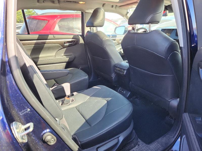 Продажа на аукционе авто 2020 Toyota Highlander, vin: 5TDEBRCH0LS007554, номер лота: 71930416