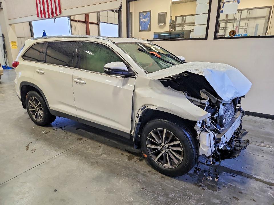 Aukcja sprzedaży 2019 Toyota Highlander, vin: 5TDKZRFH1KS333016, numer aukcji: 70788206
