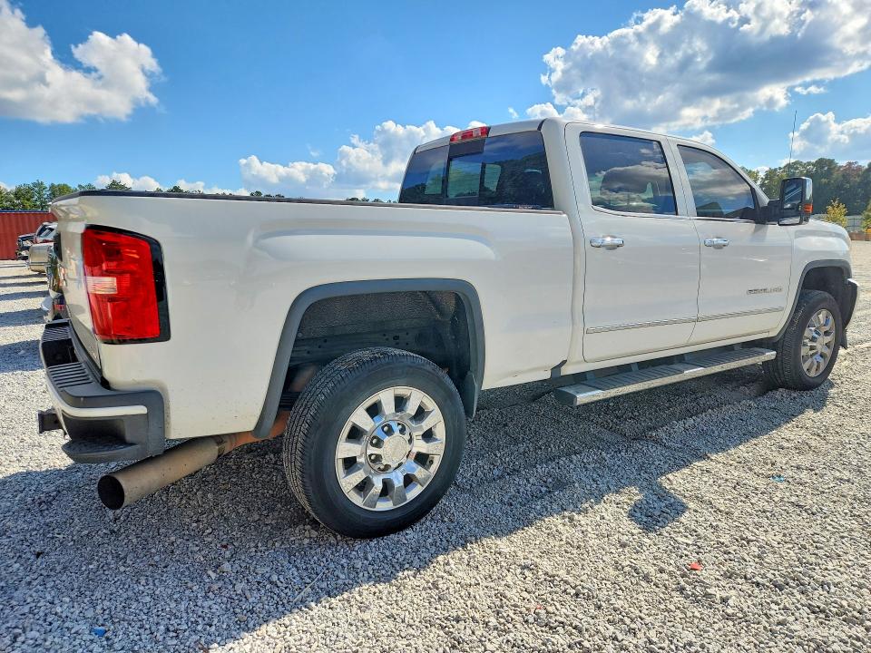 71429876 :رقم المزاد ، 1GT12UE81GF194436 vin ، 2016 Gmc Sierra مزاد بيع