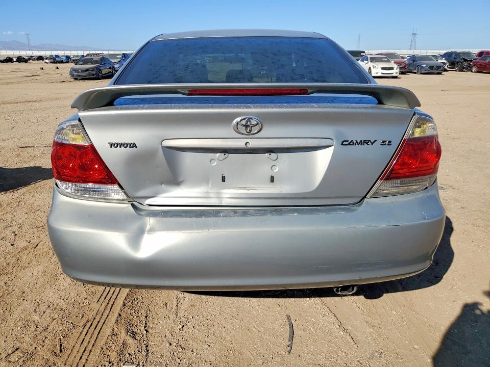 2005 Toyota Camry მანქანა იყიდება აუქციონზე, vin: JTDBE32K553013813, აუქციონის ნომერი: 65683166