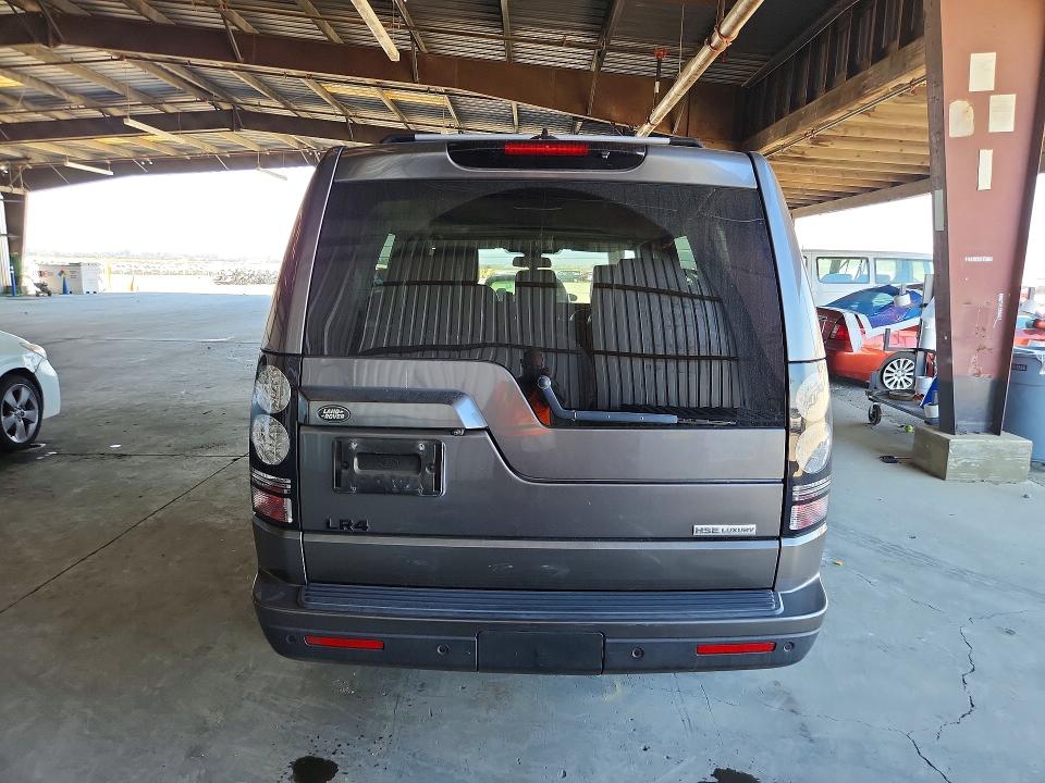 2015 Land Rover Lr4 მანქანა იყიდება აუქციონზე, vin: SALAK2V63FA743805, აუქციონის ნომერი: 71477836