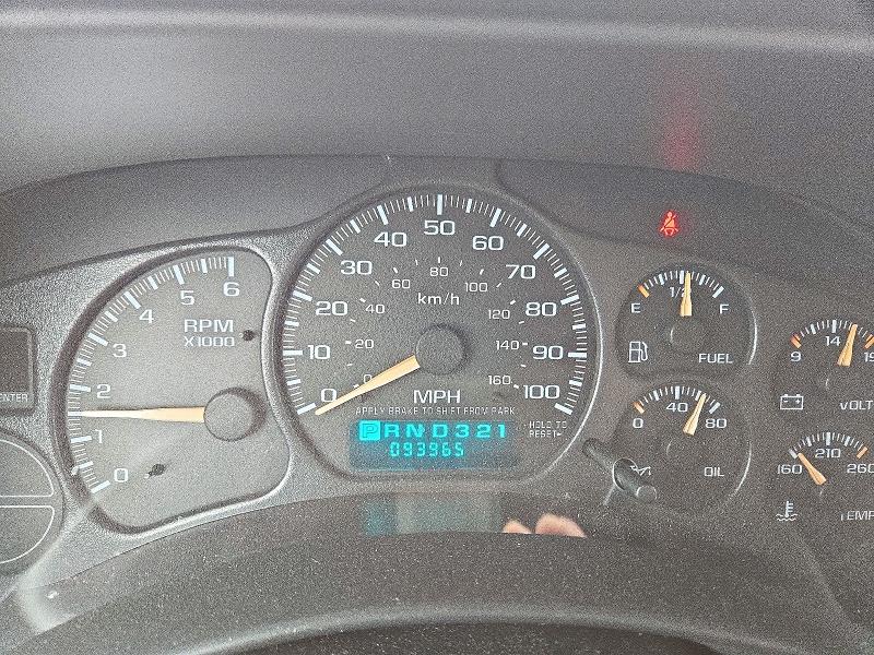 2002 Gmc New Sierra მანქანა იყიდება აუქციონზე, vin: 2GTEC19V621115307, აუქციონის ნომერი: 73150866