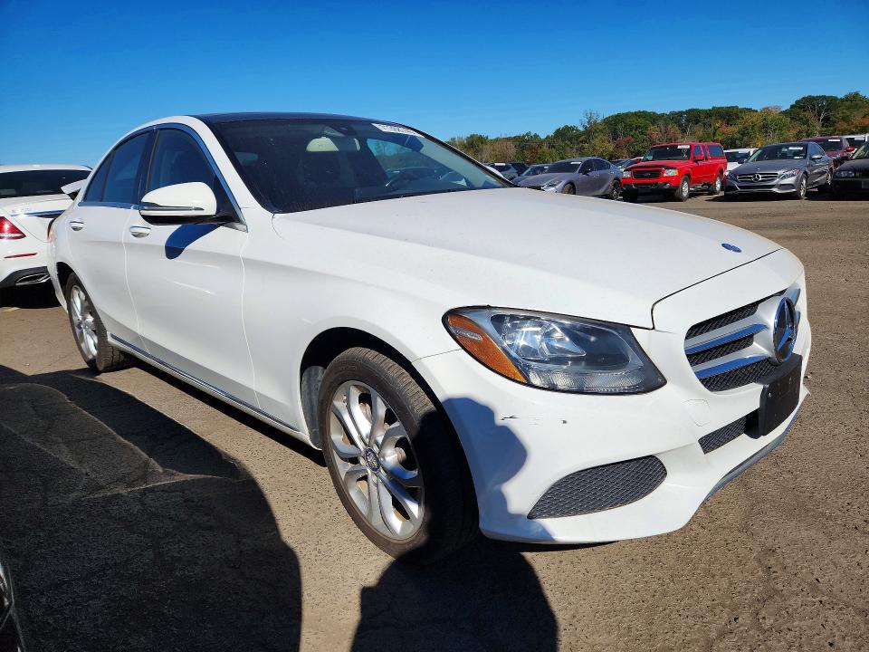2017 Mercedes-benz C მანქანა იყიდება აუქციონზე, vin: 55SWF4KB8HU184257, აუქციონის ნომერი: 71368746