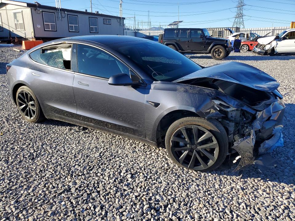 Продажа на аукционе авто 2022 Tesla Model 3, vin: 5YJ3E1EB6NF196503, номер лота: 69006056