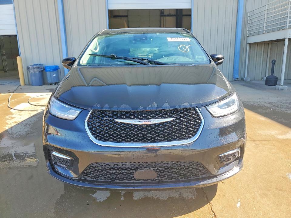 70874566 :رقم المزاد ، 2C4RC1L71PR559053 vin ، 2023 Chrysler Pacifica مزاد بيع