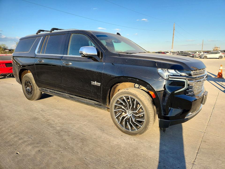 73103206 :رقم المزاد ، 1GNSKFKD6MR217020 vin ، 2021 Chevrolet Suburban مزاد بيع