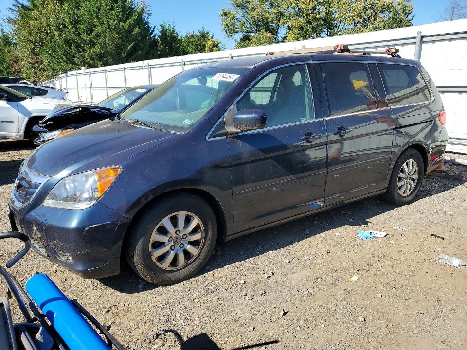 Auction sale of the 2010 Honda Odyssey, vin: 5FNRL3H46AB102400, lot number: 71294466