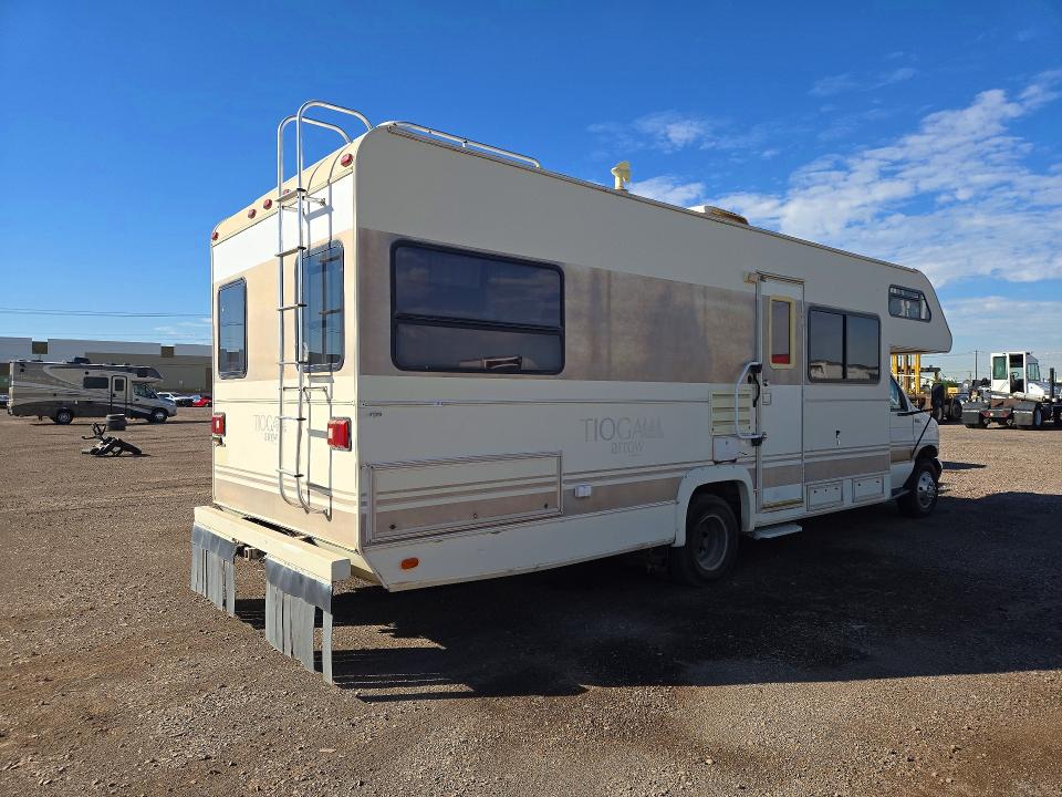 71576436 :رقم المزاد ، 1FDKE30G2NHA21901 vin ، 1992 Ford Econoline مزاد بيع