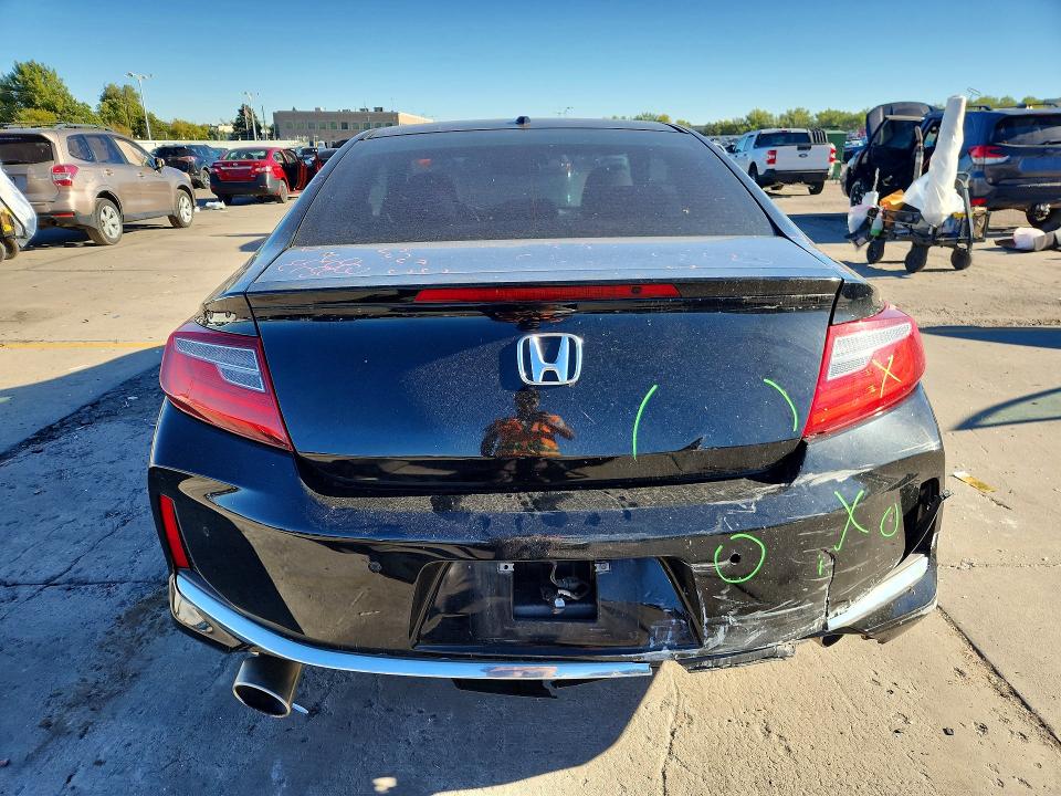 2017 Honda Accord მანქანა იყიდება აუქციონზე, vin: 1HGCT2B03HA000532, აუქციონის ნომერი: 71015996