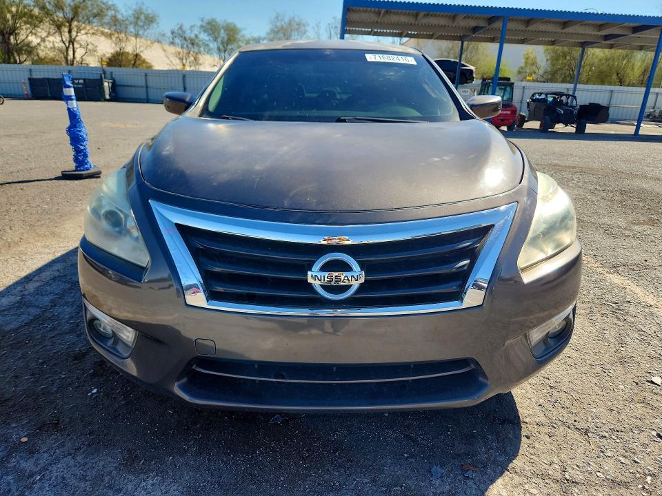 2015 Nissan Altima მანქანა იყიდება აუქციონზე, vin: 1N4AL3AP9FC270902, აუქციონის ნომერი: 71682416