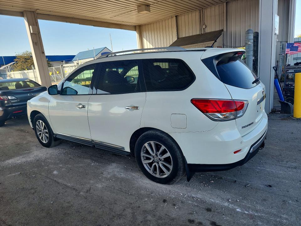72396396 :رقم المزاد ، 5N1AR2MMXFC661685 vin ، 2015 Nissan Pathfinder مزاد بيع