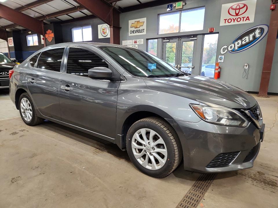 Продажа на аукционе авто 2018 Nissan Sentra, vin: 3N1AB7AP1JY215707, номер лота: 72352896
