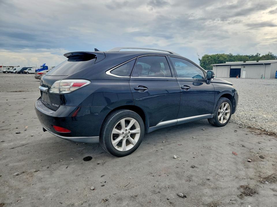 70792596 :رقم المزاد ، 2T2ZK1BA7AC027132 vin ، 2010 Lexus Rx مزاد بيع