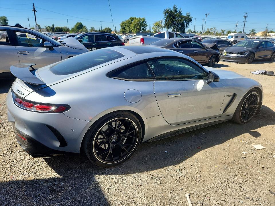 Продажа на аукционе авто 2025 Mercedes-benz Amg Gt, vin: W1KRJ8JB1SF005443, номер лота: 72335526