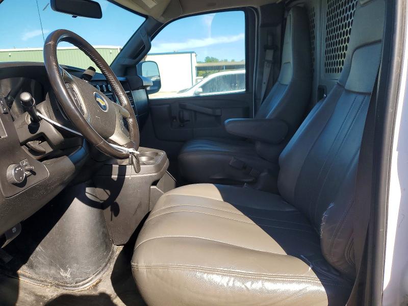 72610966 :رقم المزاد ، 1GCWGAFP9J1339898 vin ، 2018 Chevrolet Express G2500 مزاد بيع