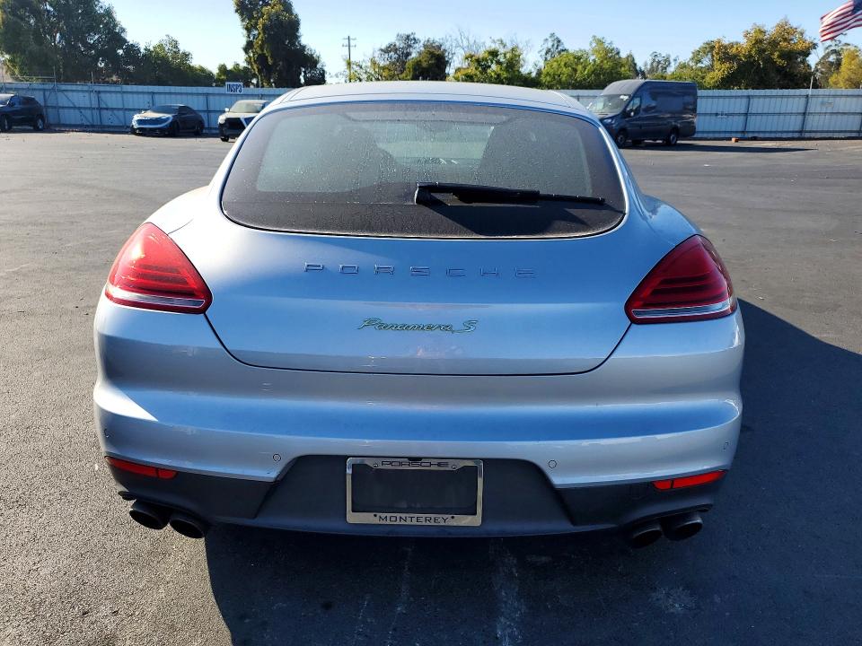 2014 Porsche Panamera მანქანა იყიდება აუქციონზე, vin: WP0AD2A70EL044926, აუქციონის ნომერი: 72314726