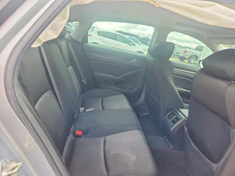 Продажа на аукционе авто 2019 Honda Accord, vin: 1HGCV1F40KA033836, номер лота: 71404676