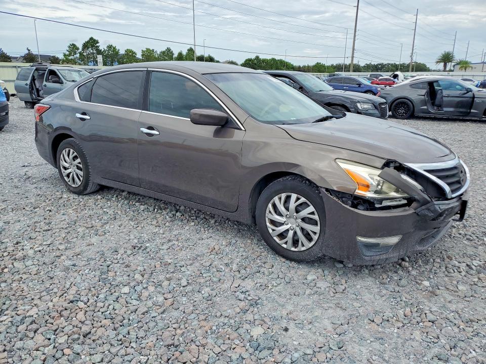 Auction sale of the 2015 Nissan Altima, vin: 1N4AL3AP1FC587816, lot number: 71385106
