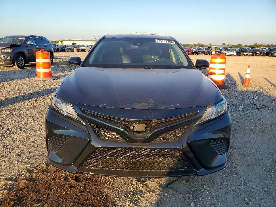 Продажа на аукционе авто 2018 Toyota Camry, vin: 4T1B11HK0JU567736, номер лота: 71788706