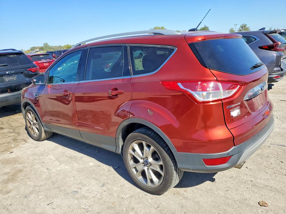 Продаж на аукціоні авто 2015 Ford Escape, vin: 1FMCU9J92FUB37232, номер лоту: 71090316