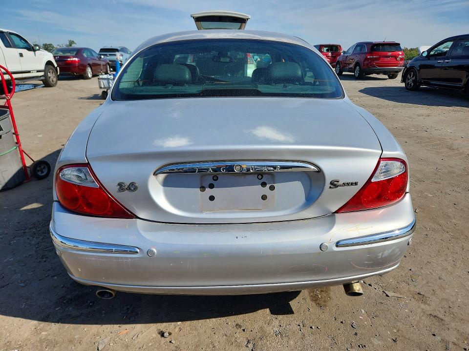 Aukcja sprzedaży 2002 Jaguar S-type, vin: SAJDA01N72FM28447, numer aukcji: 70488636