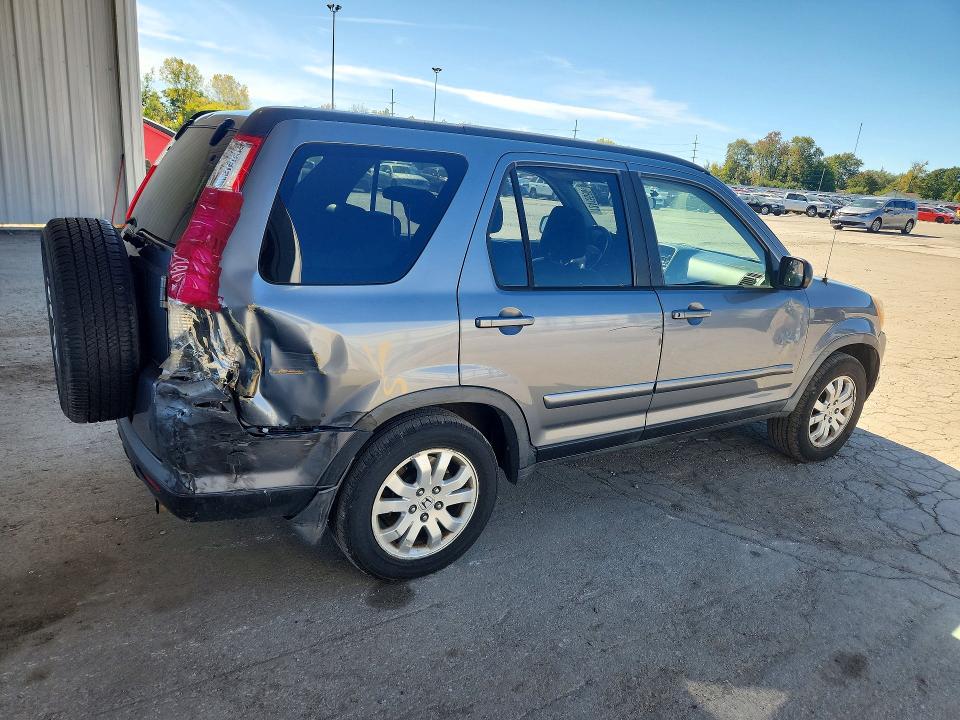 2005 Honda Cr-v მანქანა იყიდება აუქციონზე, vin: JHLRD78975C036333, აუქციონის ნომერი: 72415556