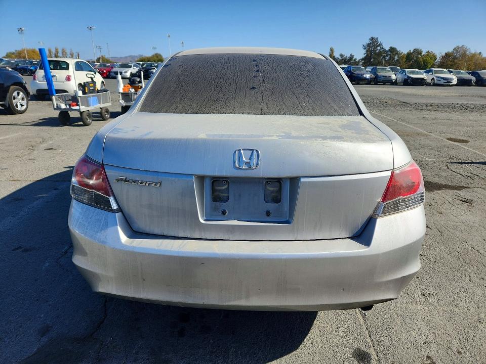 67936086 :رقم المزاد ، JHMCP26758C065234 vin ، 2008 Honda Accord مزاد بيع