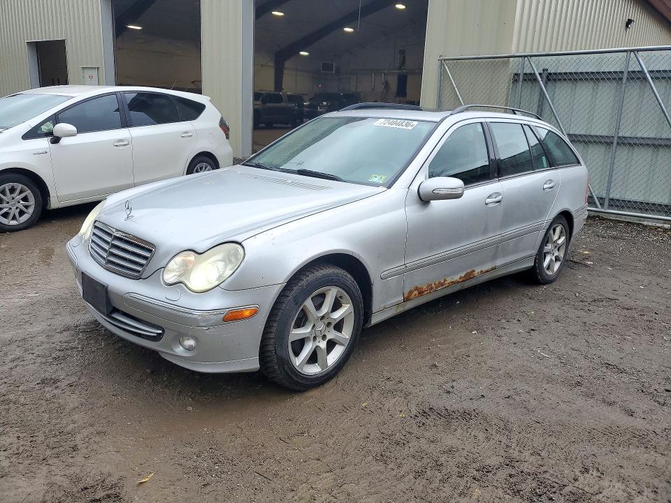 2005 Mercedes-benz C მანქანა იყიდება აუქციონზე, vin: WDBRH81J35F654922, აუქციონის ნომერი: 72404836