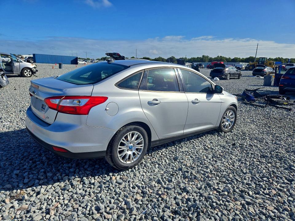 Продаж на аукціоні авто 2012 Ford Focus, vin: 1FAHP3F25CL121057, номер лоту: 73622396