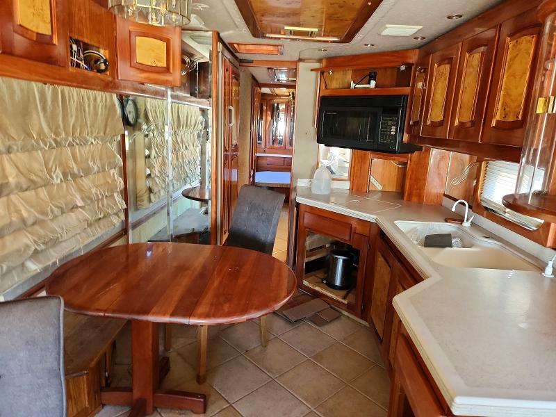 Продажа на аукционе авто 2001 Beaver Marquis, vin: 4SLF4JS1411171145, номер лота: 66232306