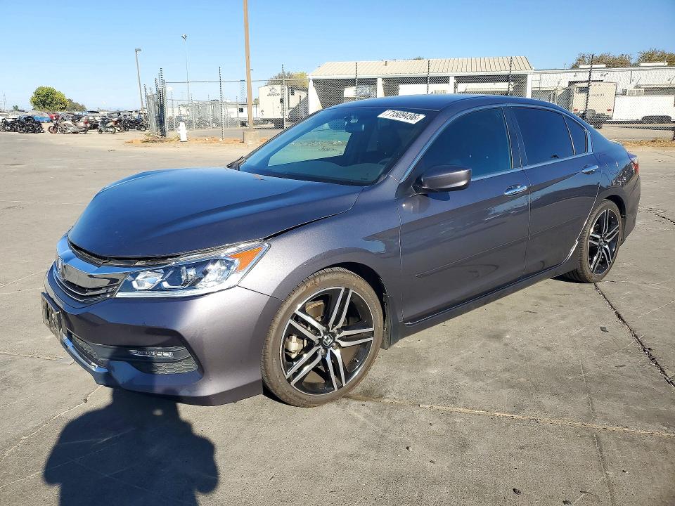 Продаж на аукціоні авто 2017 Honda Accord, vin: 1HGCR2F13HA045567, номер лоту: 71509496