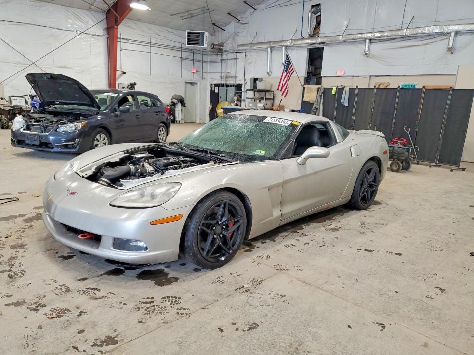 71535086 :رقم المزاد ، 1G1YY24U355134704 vin ، 2005 Chevrolet Corvette مزاد بيع