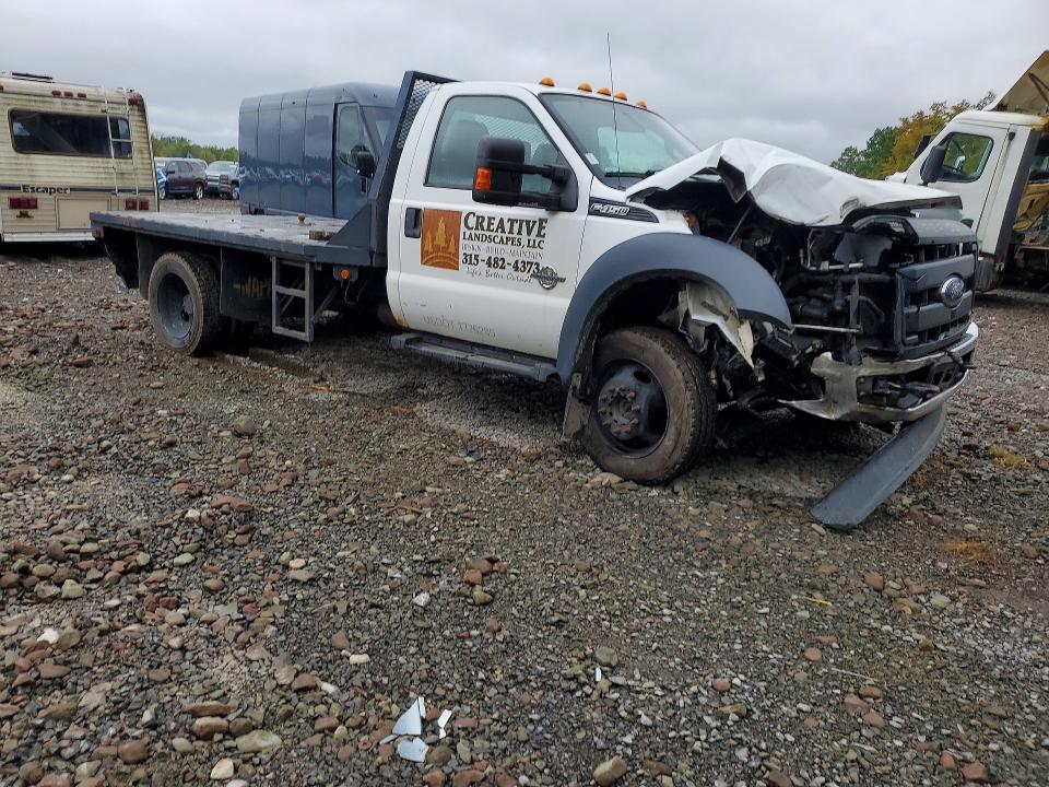 71113636 :رقم المزاد ، 1FDUF4HT2GEA18627 vin ، 2016 Ford F450 مزاد بيع