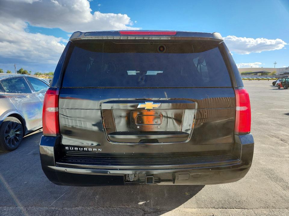 72981546 :رقم المزاد ، 1GNSCHKC8LR117497 vin ، 2020 Chevrolet Suburban مزاد بيع