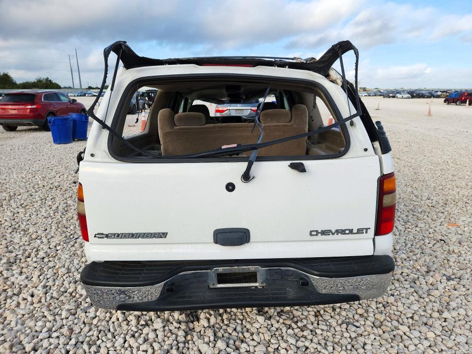 73040976 :رقم المزاد ، 3GNEC16Z62G200167 vin ، 2002 Chevrolet Suburban مزاد بيع