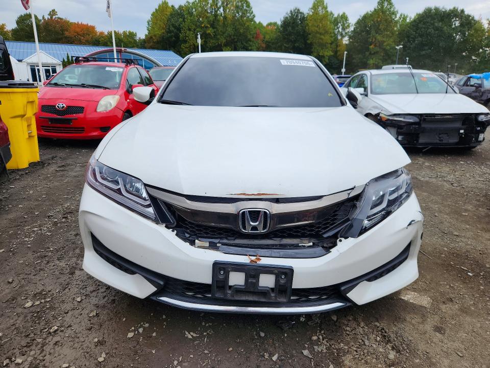2016 Honda Accord მანქანა იყიდება აუქციონზე, vin: 1HGCT1B36GA008112, აუქციონის ნომერი: 70940706