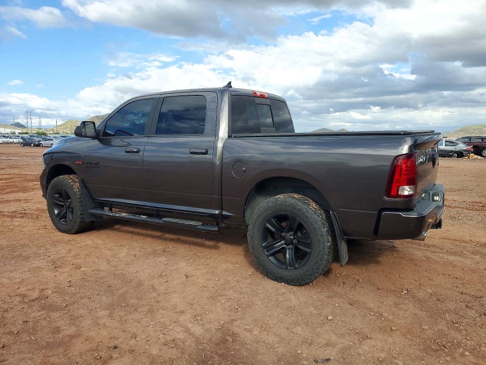 72769436 :رقم المزاد ، 1C6RR7MM0JS279496 vin ، 2018 Ram 1500 مزاد بيع