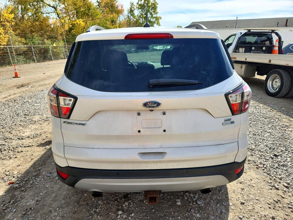 Продажа на аукционе авто 2017 Ford Escape, vin: 1FMCU9G99HUD17172, номер лота: 72997326
