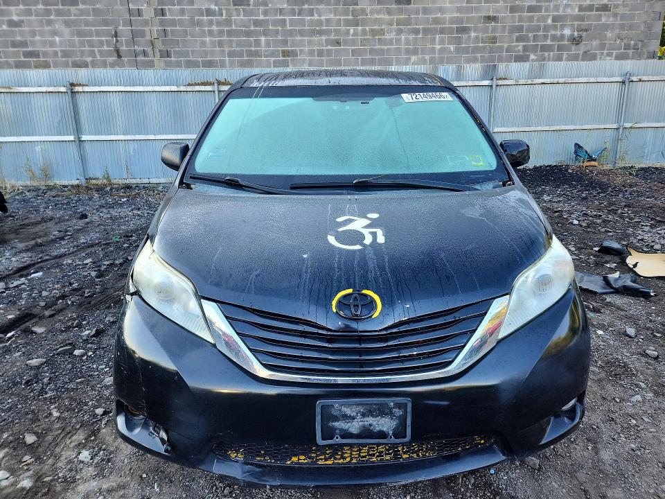 2013 Toyota Sienna მანქანა იყიდება აუქციონზე, vin: 5TDZK3DCXDS289771, აუქციონის ნომერი: 72149466