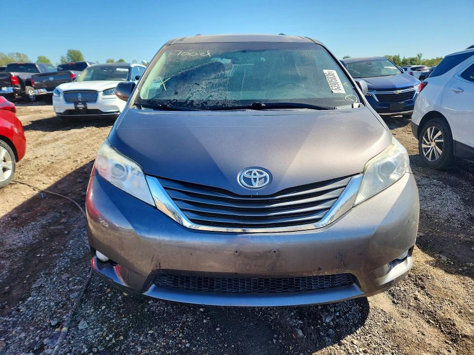 Продажа на аукционе авто 2013 Toyota Sienna, vin: 5TDYK3DC5DS349192, номер лота: 63905836