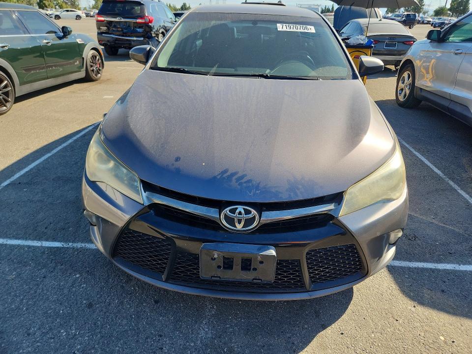2016 Toyota Camry მანქანა იყიდება აუქციონზე, vin: 4T1BF1FK2GU177508, აუქციონის ნომერი: 71970706