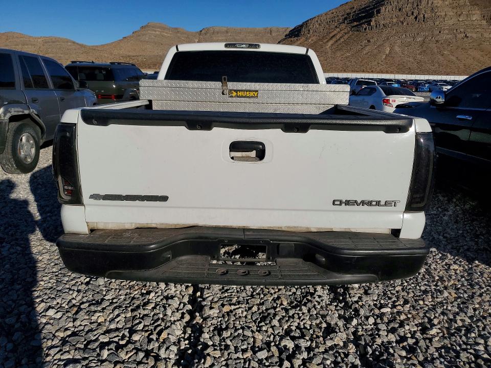 Продажа на аукционе авто 2003 Chevrolet Silverado, vin: 2GCEC19V531105241, номер лота: 71261936